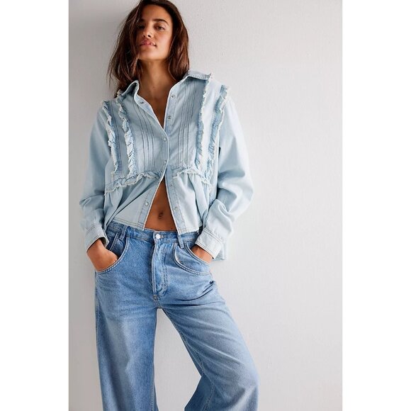 We The Free People Ruffles And Denim Shirt Size M - Picture 1 of 13
